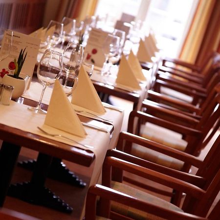 Hotel Bitburger Hof Екстериор снимка
