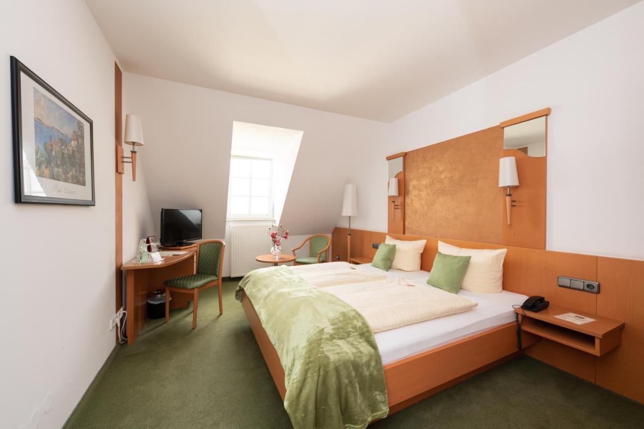 Hotel Bitburger Hof Екстериор снимка