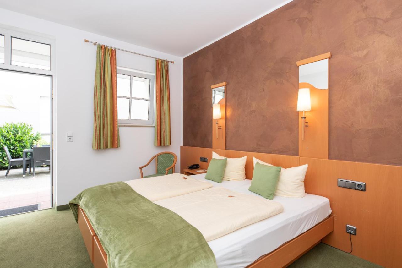 Hotel Bitburger Hof Екстериор снимка